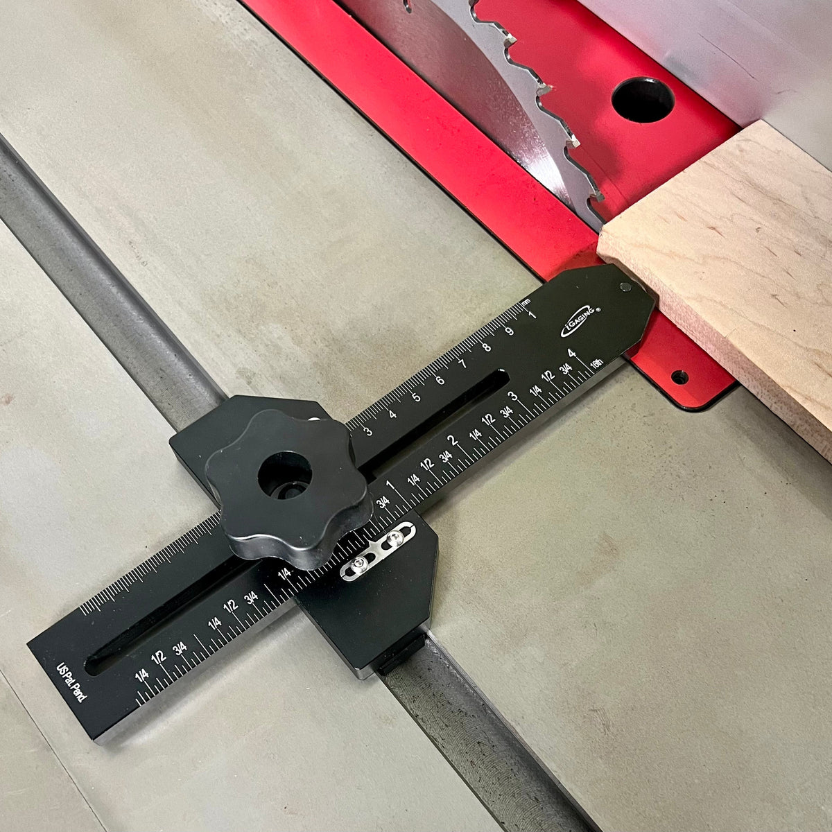 Thin Rip Table Saw Jig