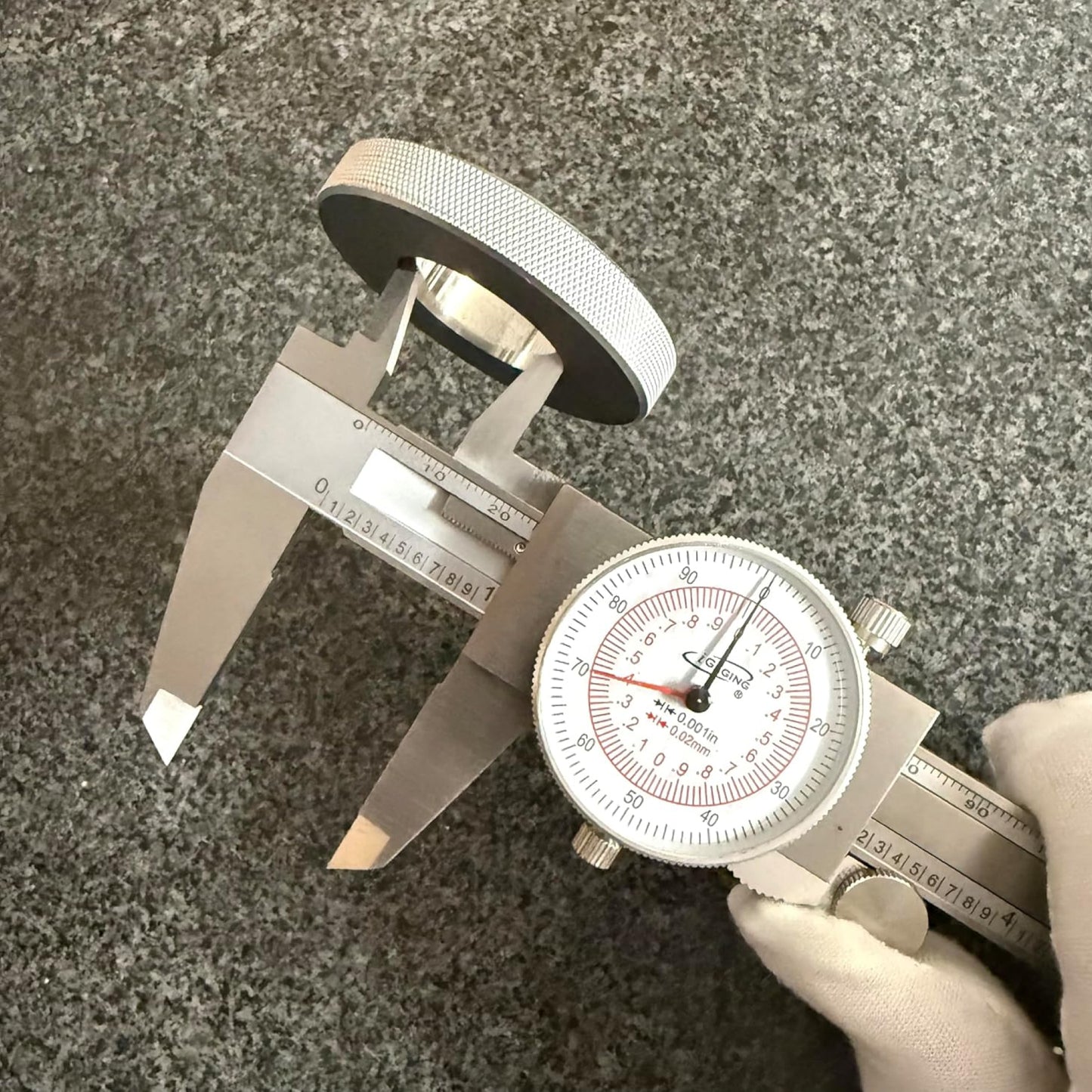 Fractional/Metric Dual Dial Calipers